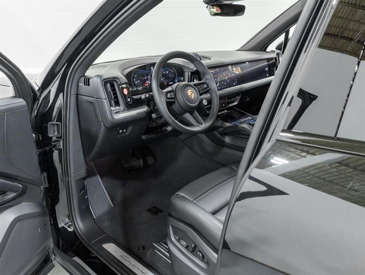 2026 Porsche Cayenne  Photo
