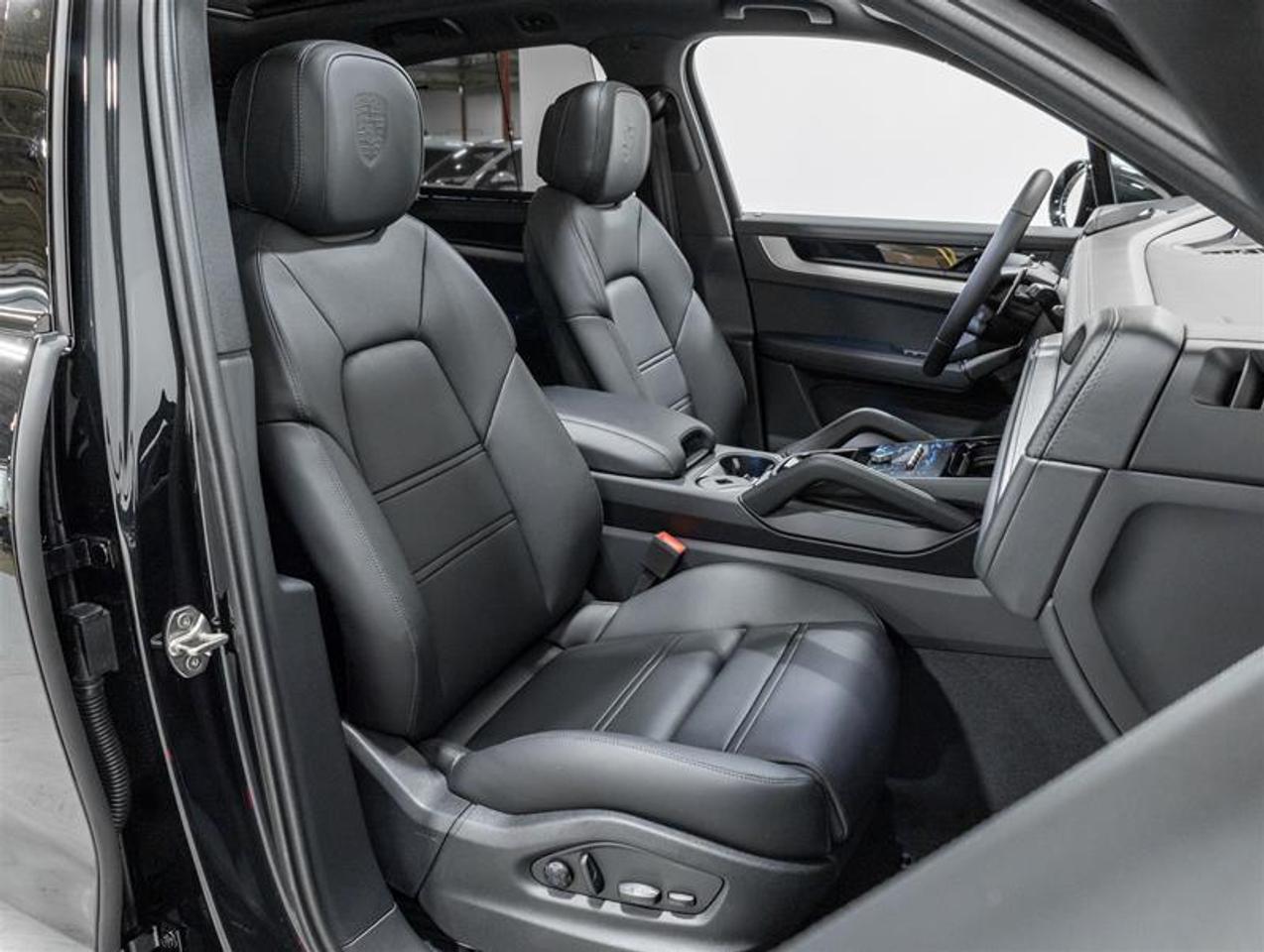 2026 Porsche Cayenne  Photo