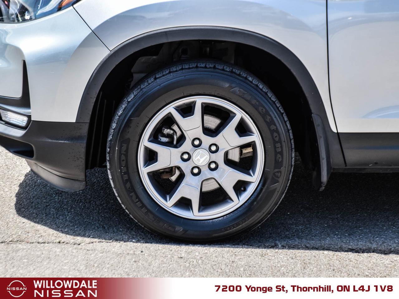 2022 Honda Passport Sport 4dr All-Wheel Drive Photo3