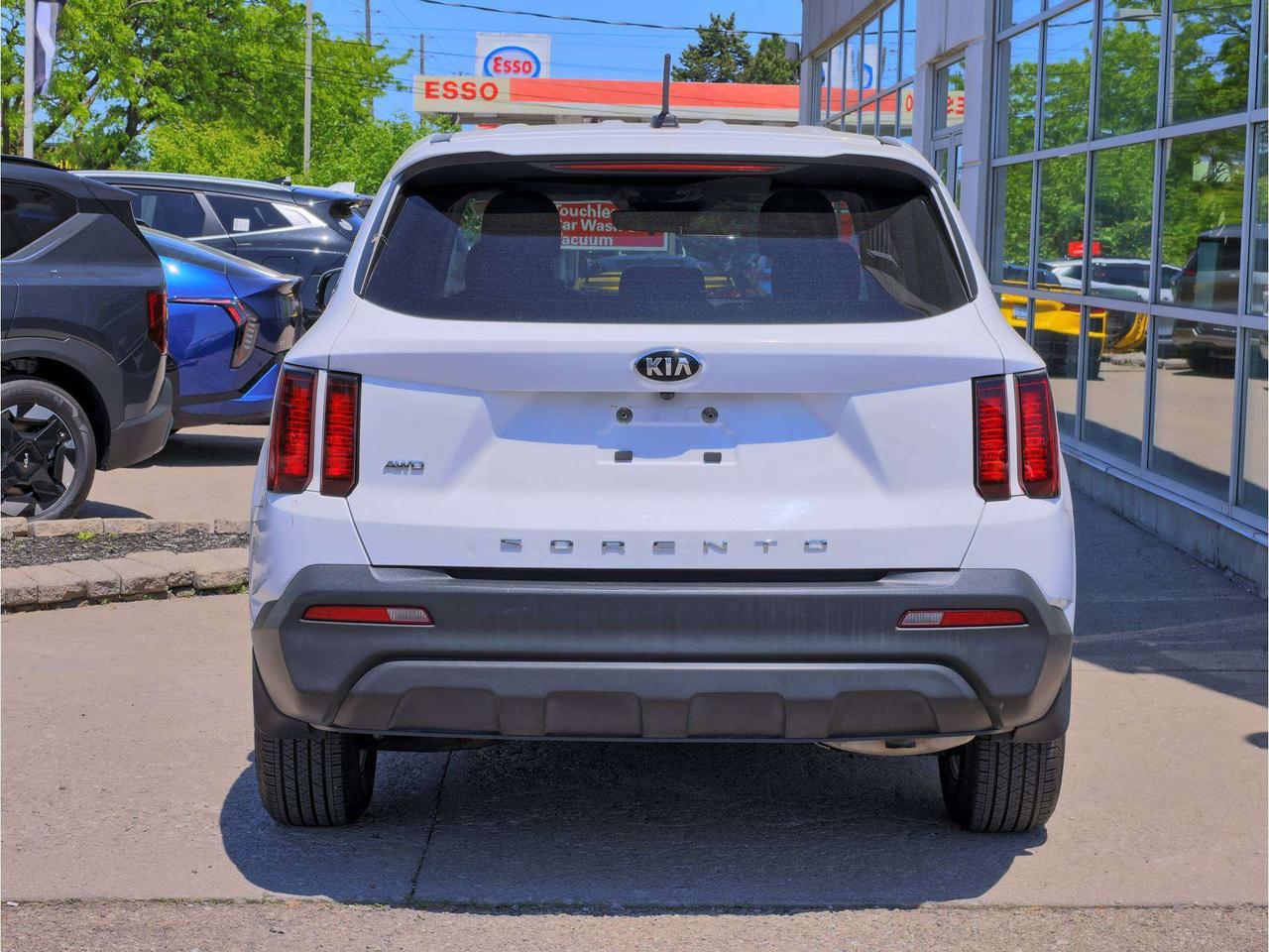 2021 Kia Sorento LX+ AWD Photo