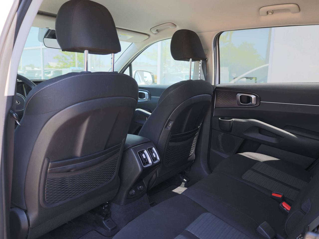 2021 Kia Sorento LX+ AWD Photo