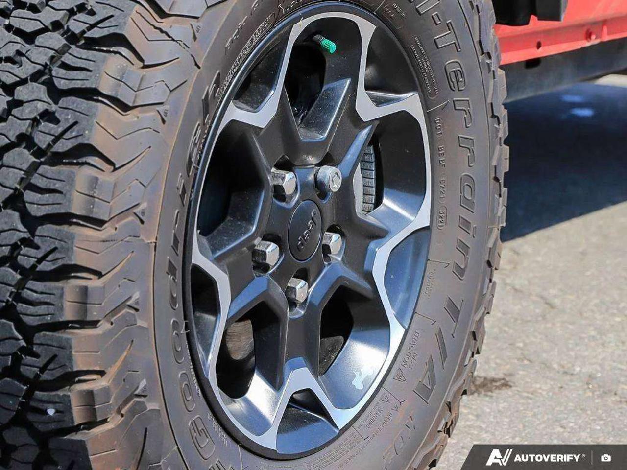 2021 Jeep Wrangler RUBICON, 4XE HYBRID, 4X4, ONE OWNER, ACCIDENT-FREE, EXTREME OFF-ROAD CAPABILITY, LOADED! Photo
