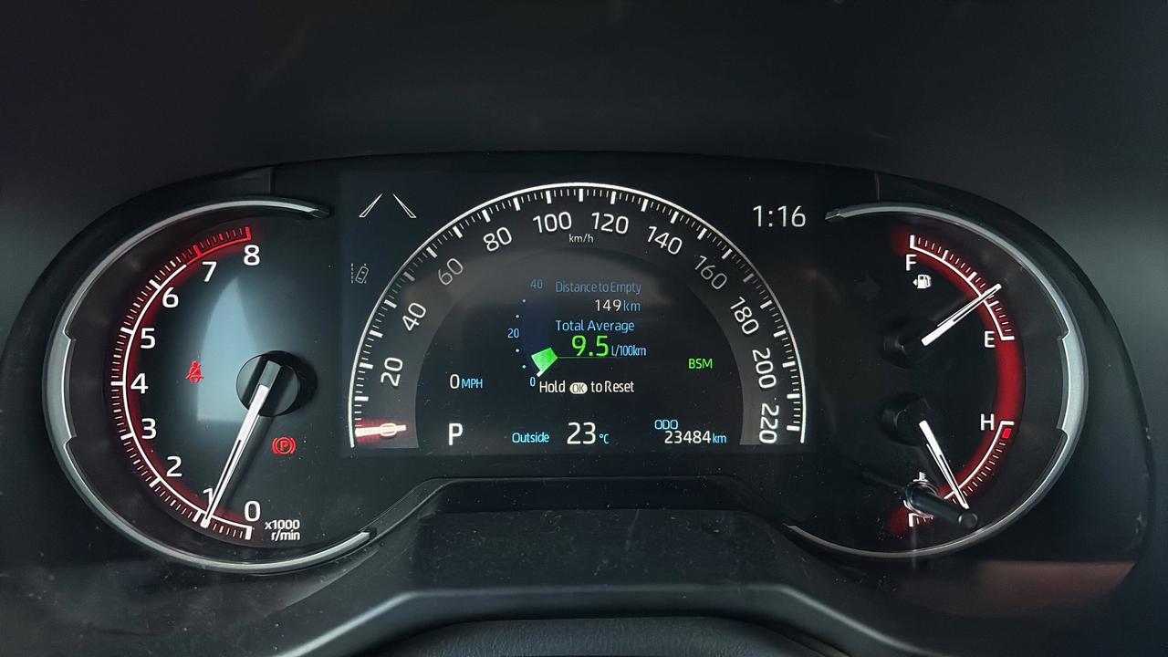 2025 Toyota RAV4 XLE AWD Photo