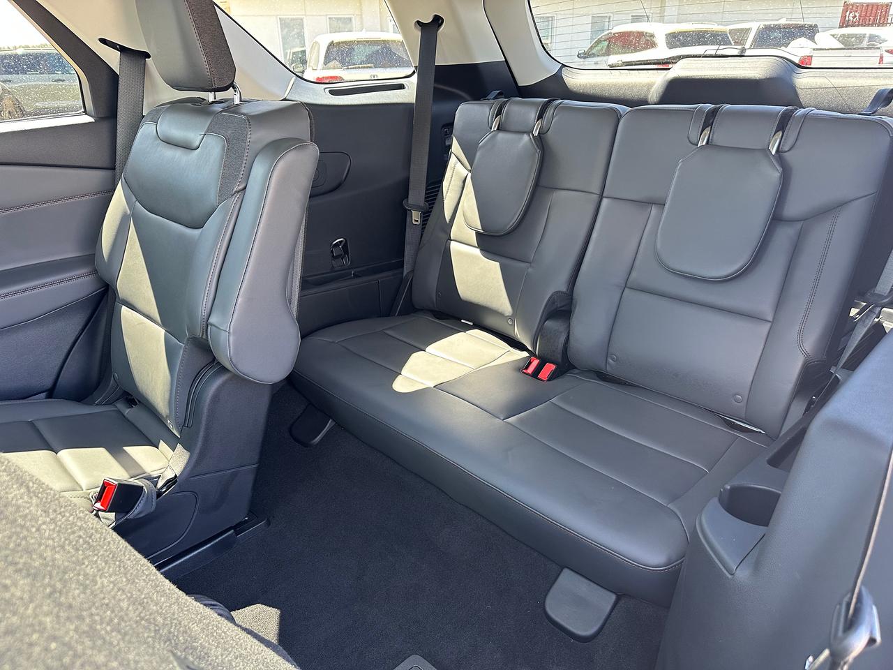 2025 Ford Explorer Active 4WD Photo