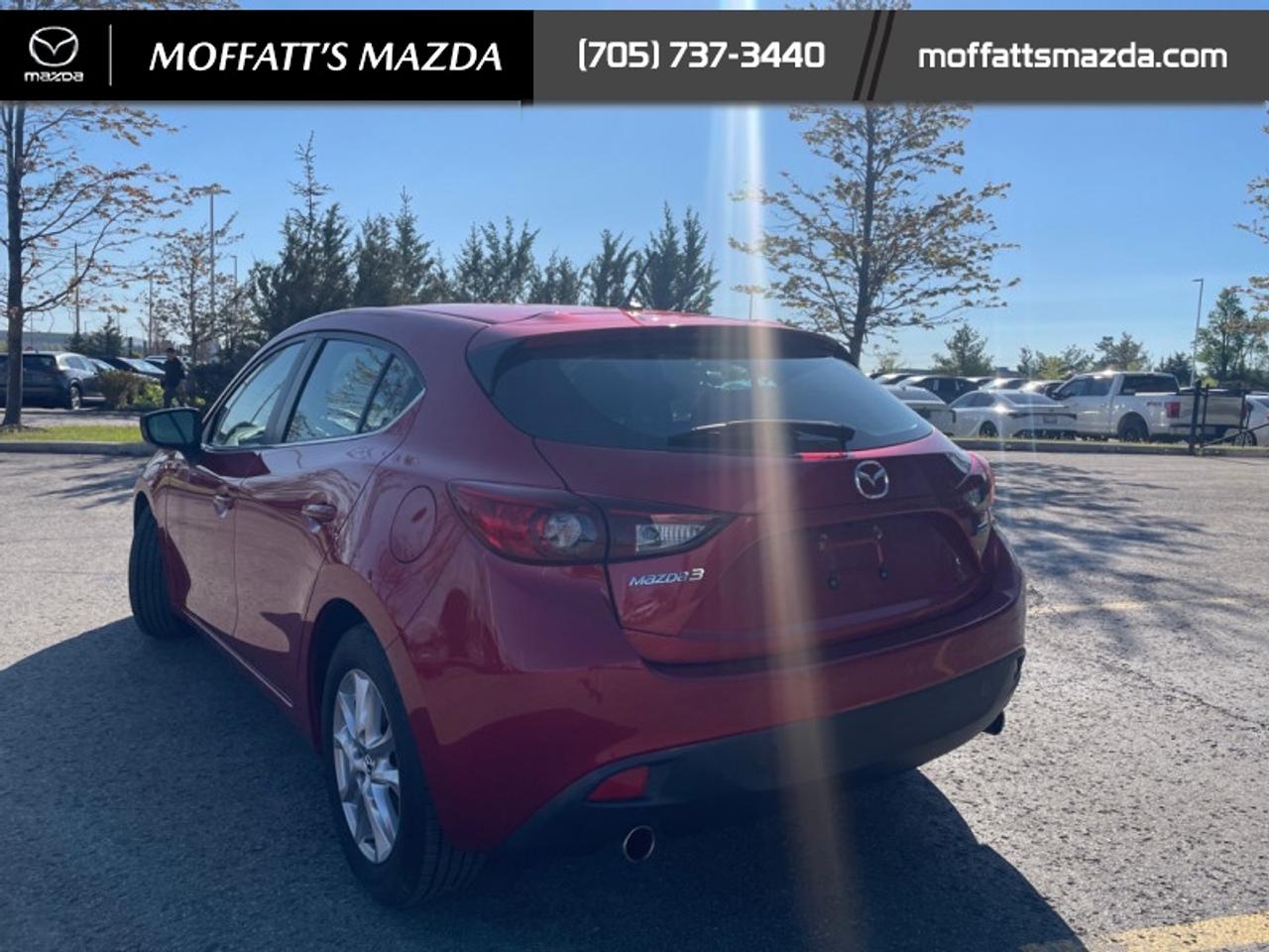 2015 Mazda MAZDA3 GS Photo