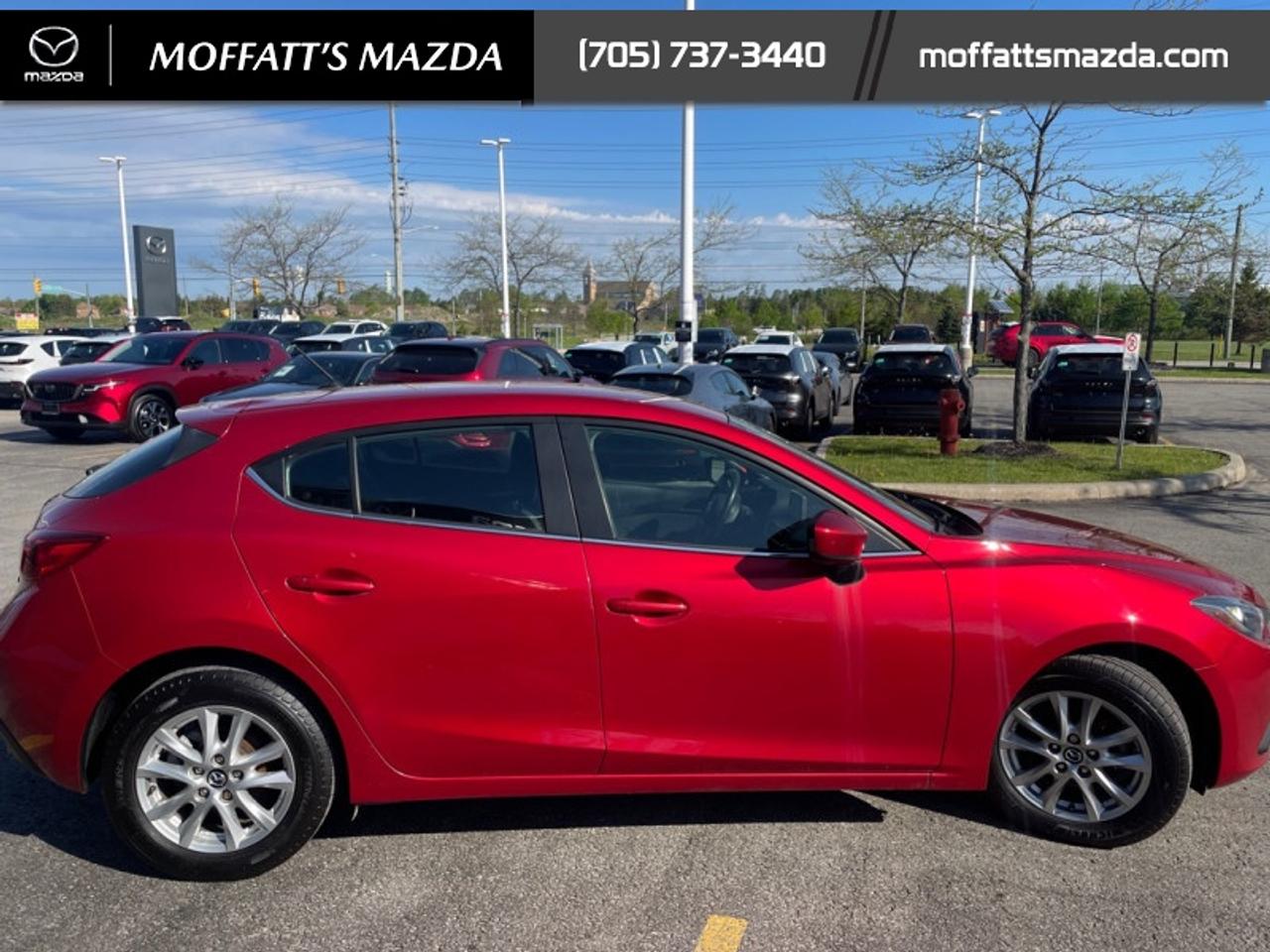 2015 Mazda MAZDA3 GS Photo