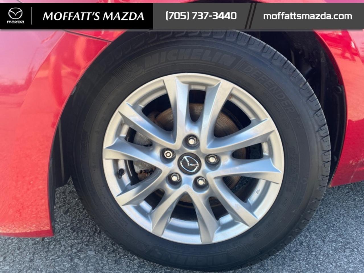 2015 Mazda MAZDA3 GS Photo