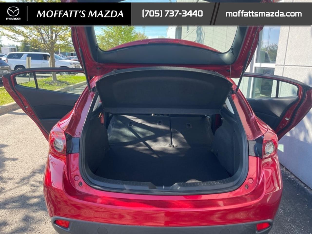 2015 Mazda MAZDA3 GS Photo