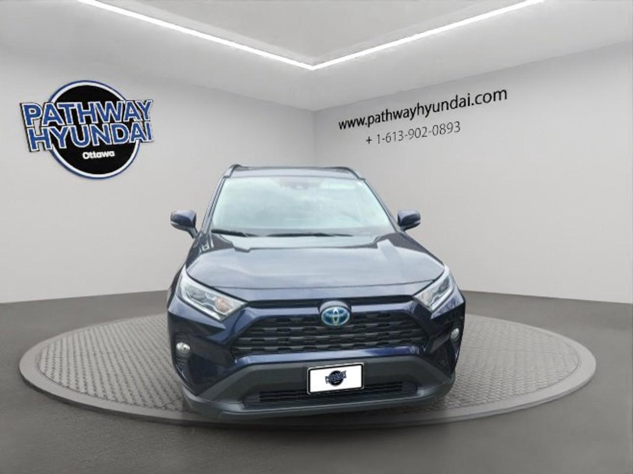 2021 Toyota RAV4 Hybrid XLE Photo
