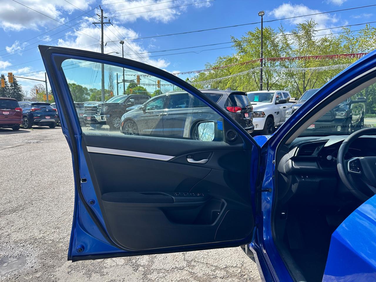2020 Honda Civic LX HTD-Cloth FM SmartPhone DriverAssists RearCam Photo