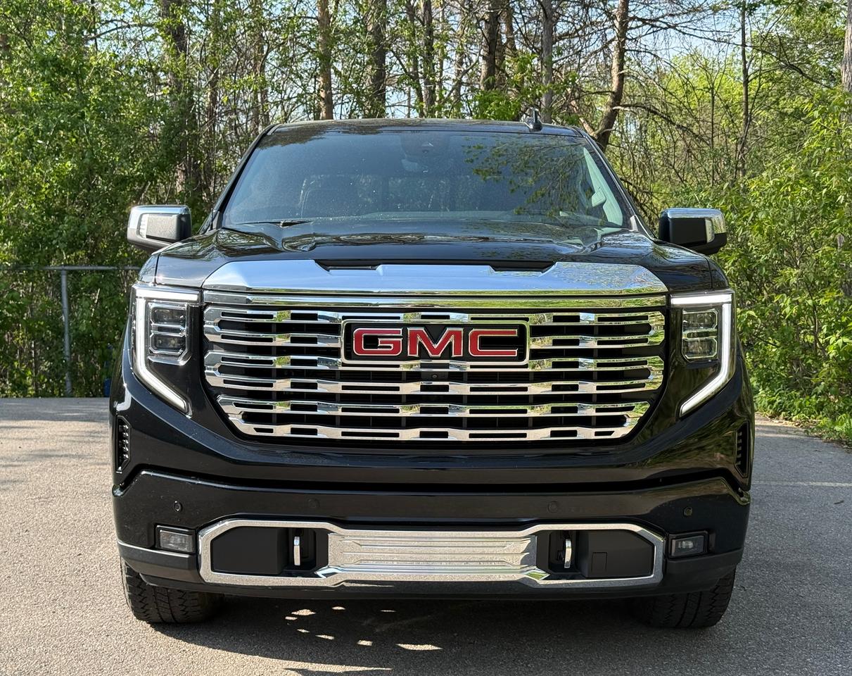 2022 GMC Sierra 1500 4WD Crew Cab 157" Denali Photo