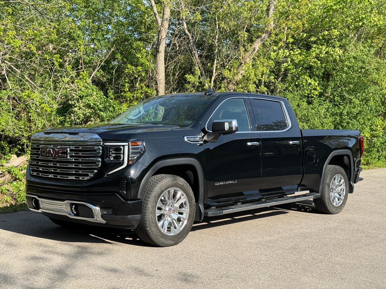 2022 GMC Sierra 1500 4WD Crew Cab 157" Denali Photo0