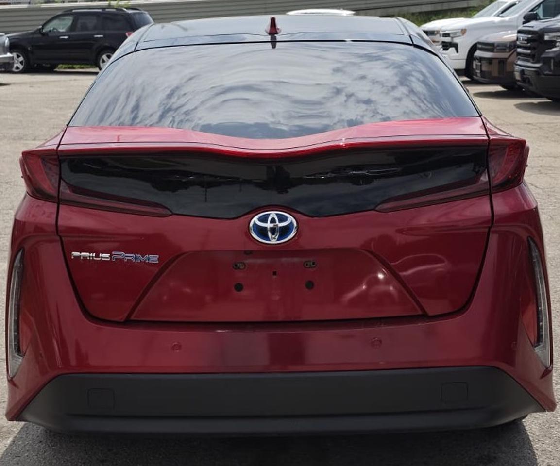 2022 Toyota Prius Prime UPGRADE / NO ACCIDENTS / LEATHER / NAV / HTD SEATS Photo
