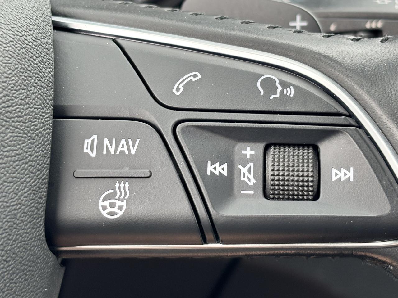 2018 Audi Q5 Progressiv ** AWD, CARPLAY, NAV ** Photo