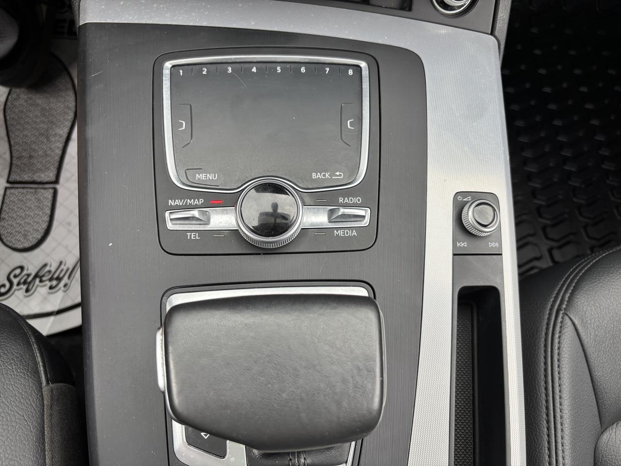 2018 Audi Q5 Progressiv ** AWD, CARPLAY, NAV ** Photo