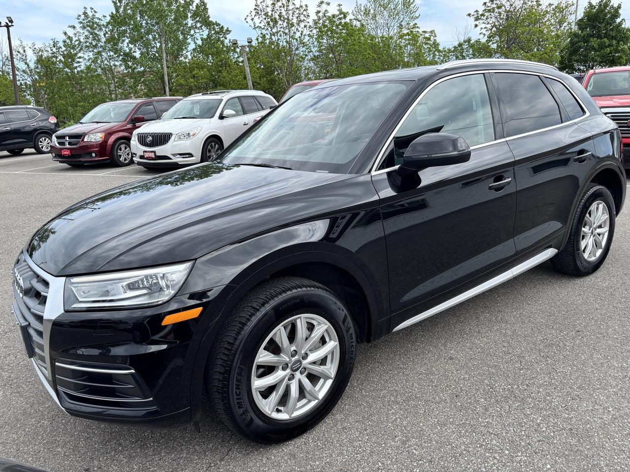 2018 Audi Q5 Progressiv ** AWD, CARPLAY, NAV ** Photo2