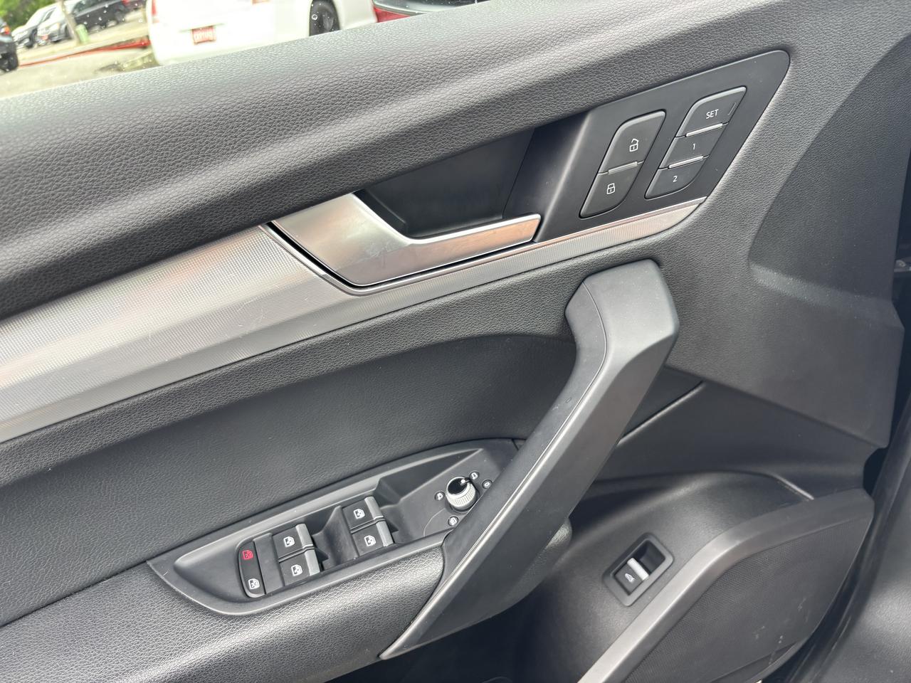 2018 Audi Q5 Progressiv ** AWD, CARPLAY, NAV ** Photo