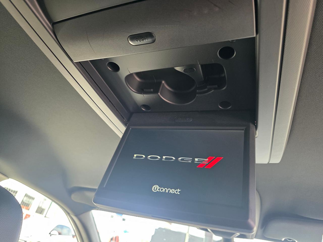 2018 Dodge Grand Caravan SXT Premium Plus Photo