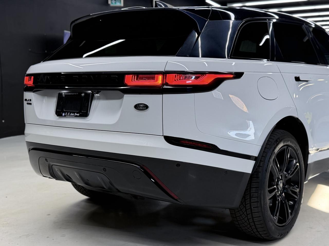 2018 Land Rover Range Rover Velar R-DYNAMIC|P180D|NAV|BACKUP|BSM|LDW|PANO|CARPLAY| Photo