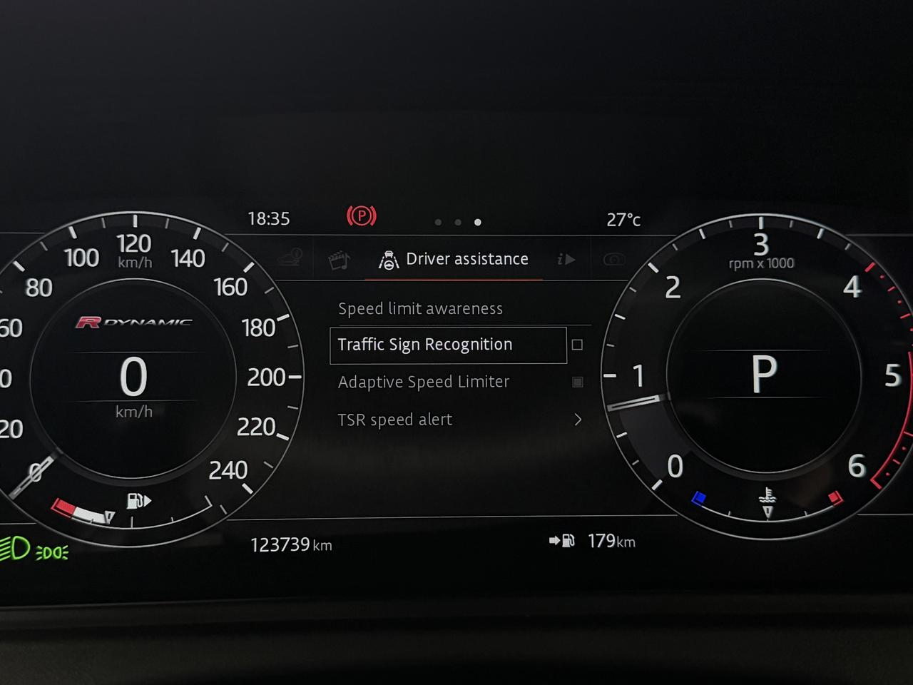 2018 Land Rover Range Rover Velar R-DYNAMIC|P180D|NAV|BACKUP|BSM|LDW|PANO|CARPLAY| Photo