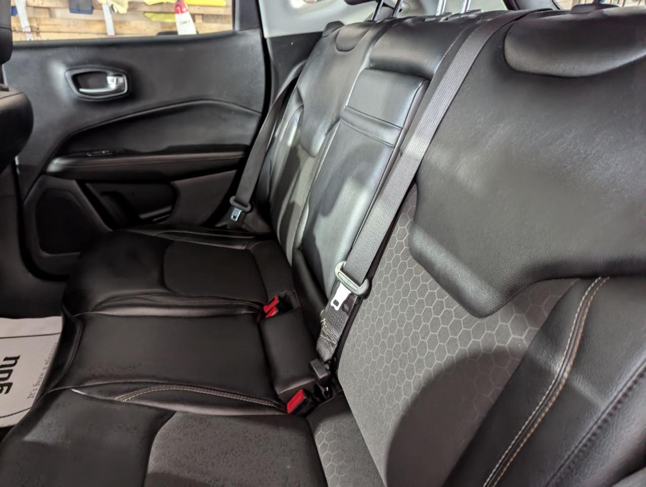 2018 Jeep Compass North 4x4 WITH NEW TIRES!! Photo