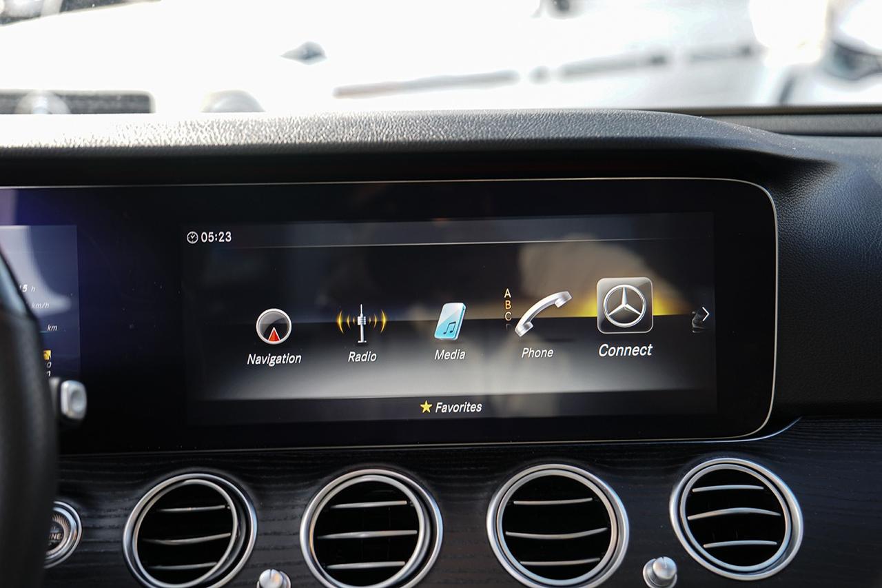 2020 Mercedes-Benz E-Class E 350 4MATIC |AMG PKG|HUD|BURMESTER|PANO| Photo