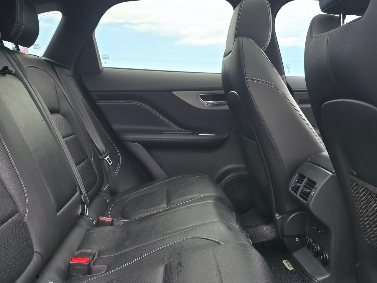 2019 Jaguar F-PACE S AWD *GREAT COMPACT SUV* Photo