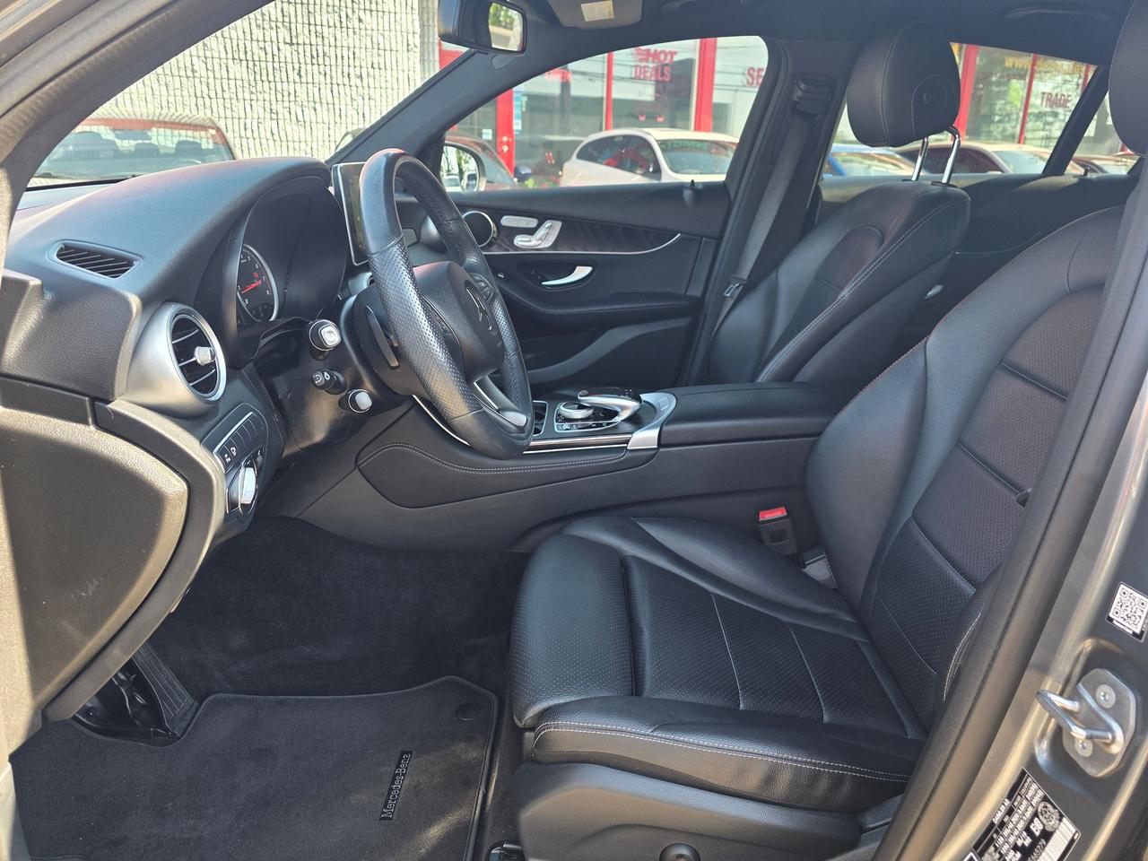 2019 Mercedes-Benz GLC-Class GLC 300 4MATIC Coupe Photo