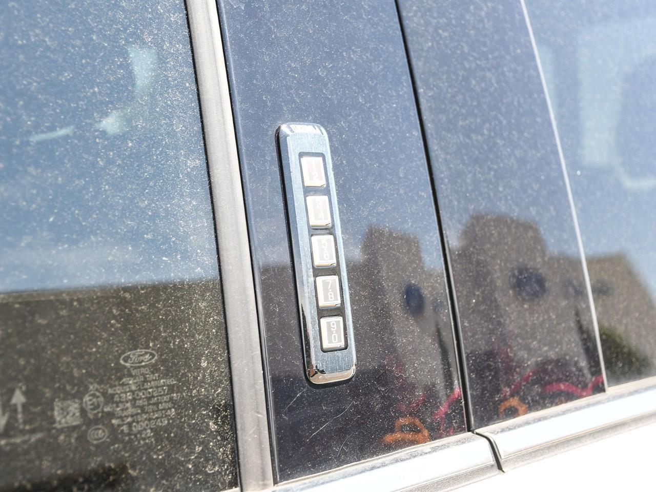 2022 Ford F-150 Platinum NAV | SUNROOF | HTD & COOLED SEATS | REMOTE START Photo
