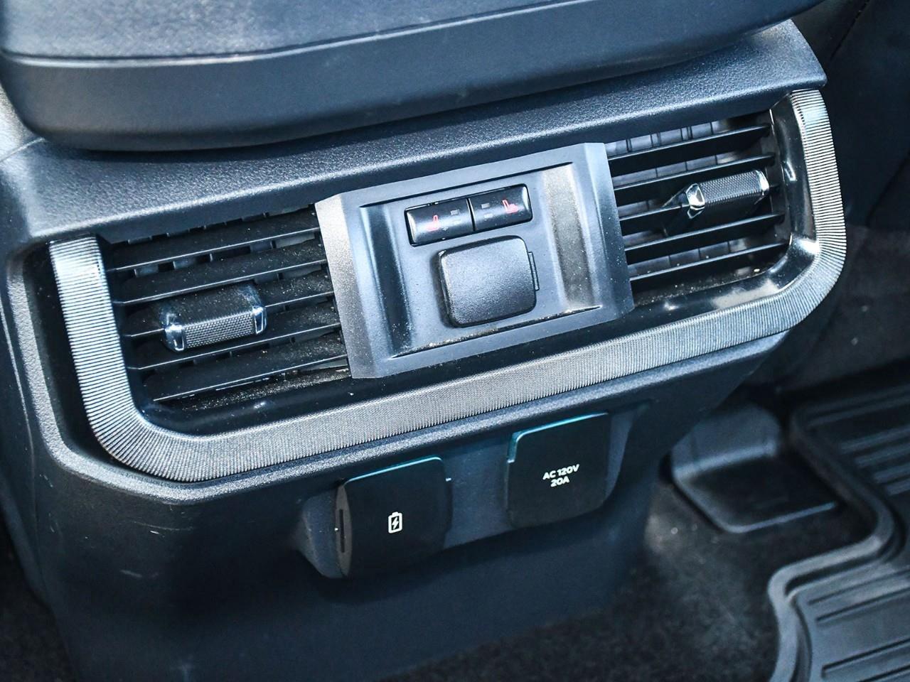 2022 Ford F-150 Platinum NAV | SUNROOF | HTD & COOLED SEATS | REMOTE START Photo