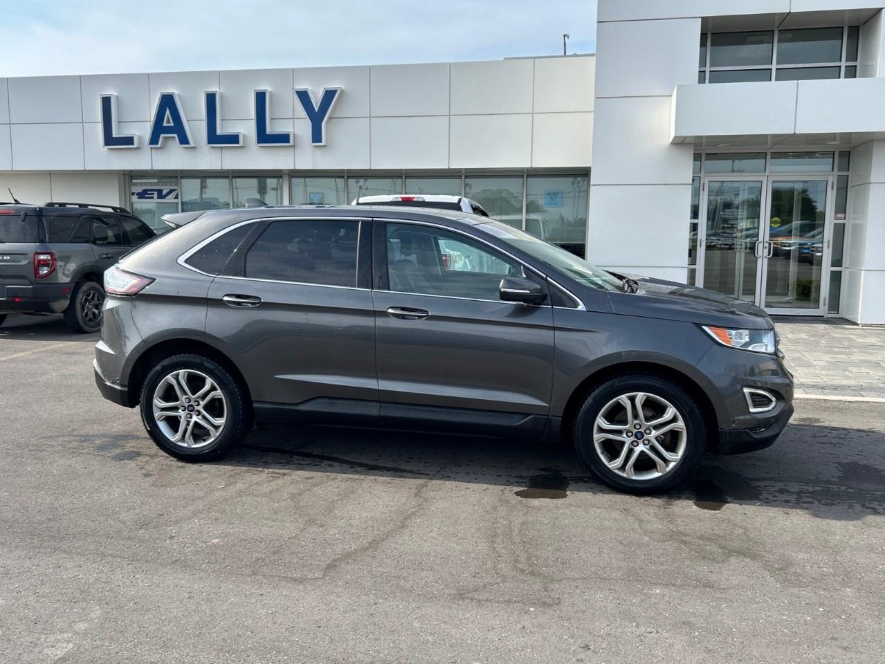 2018 Ford Edge TITANIUM FWD Photo