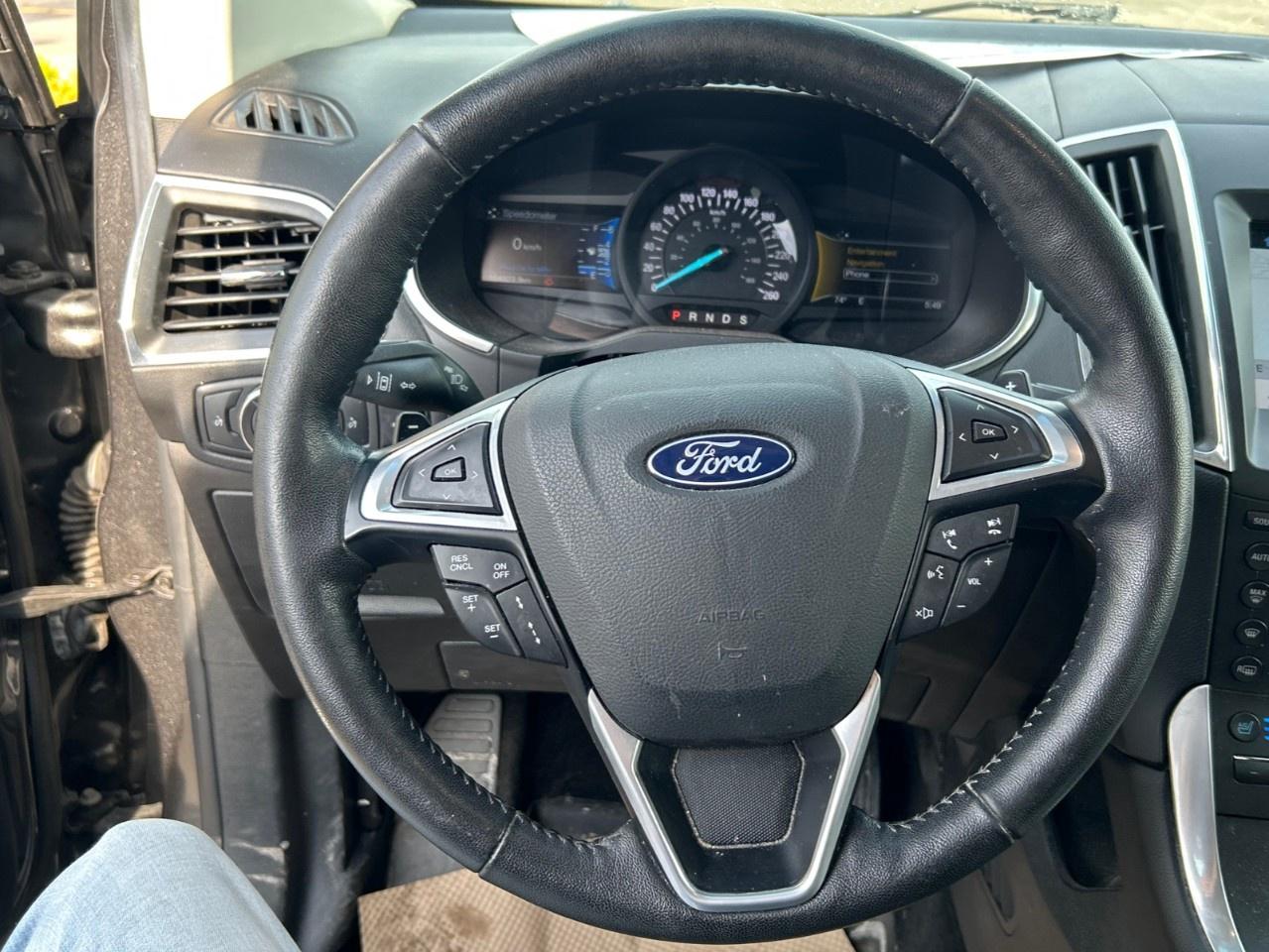 2018 Ford Edge TITANIUM FWD Photo