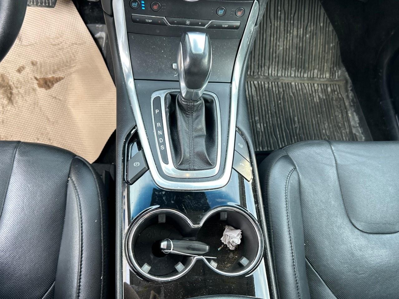 2018 Ford Edge TITANIUM FWD Photo