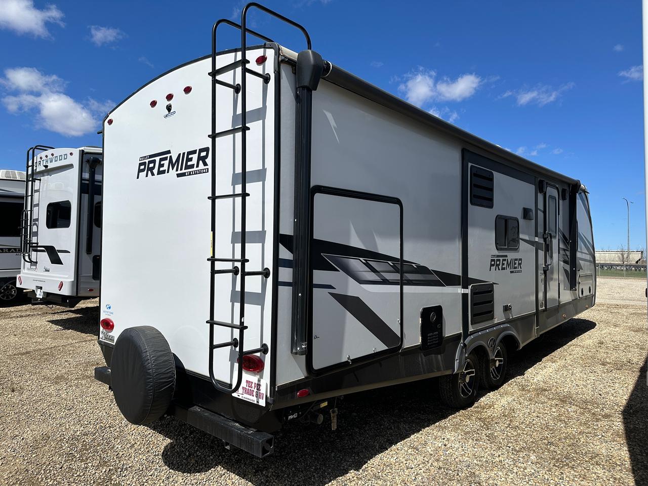 2023 Keystone RV Bullet Premier 26RBPR 