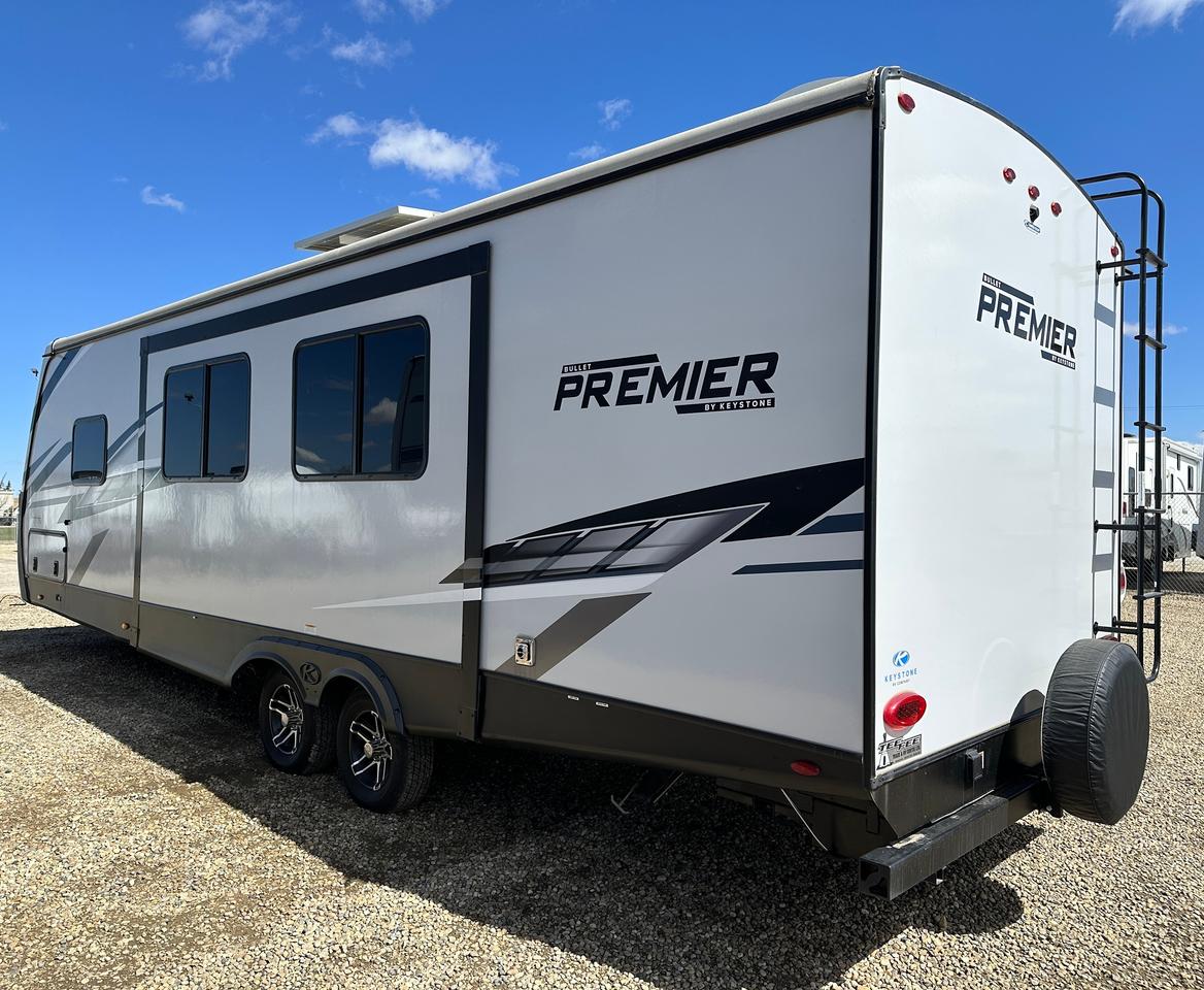 2023 Keystone RV Bullet Premier 26RBPR 
