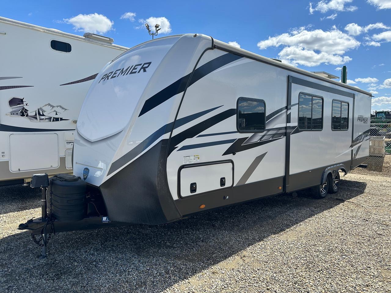 2023 Keystone RV Bullet Premier 26RBPR 