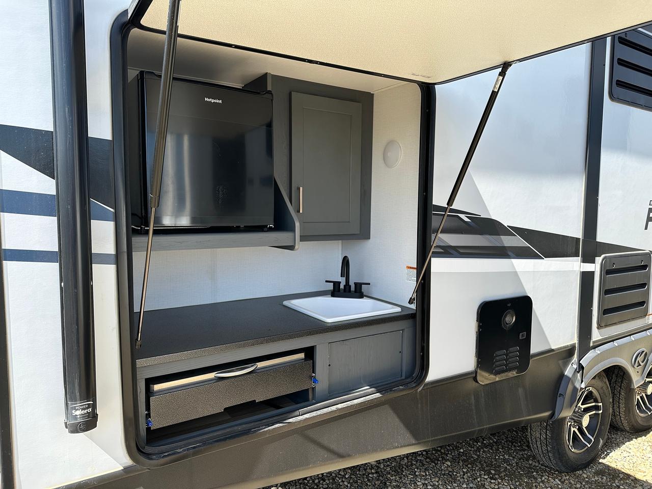2023 Keystone RV Bullet Premier 26RBPR 