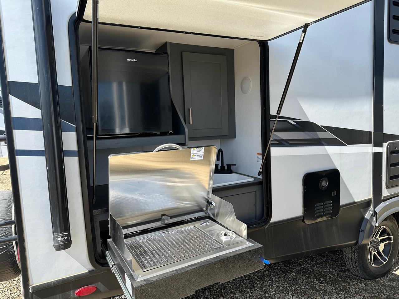 2023 Keystone RV Bullet Premier 26RBPR 