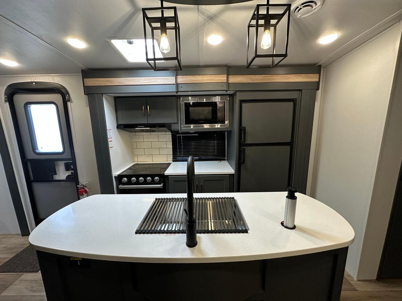 2023 Keystone RV Bullet Premier 26RBPR 