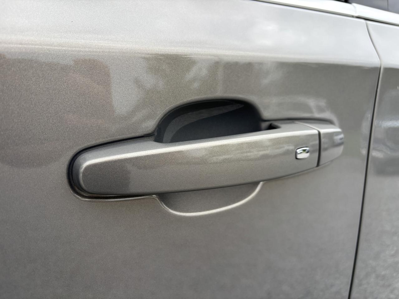 2019 Chevrolet Traverse LT Cloth AWD Photo