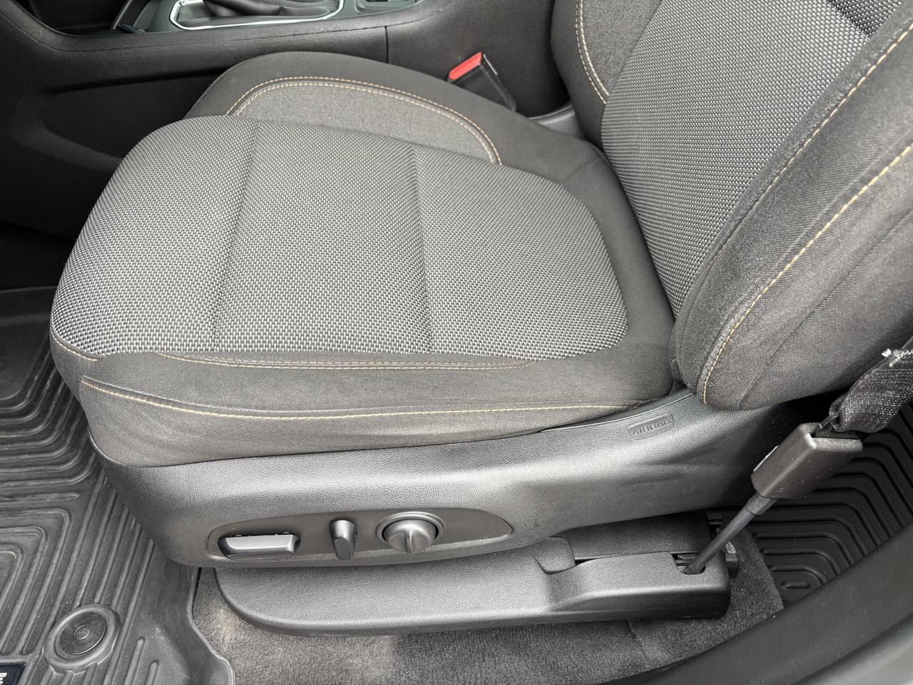 2019 Chevrolet Traverse LT Cloth AWD Photo