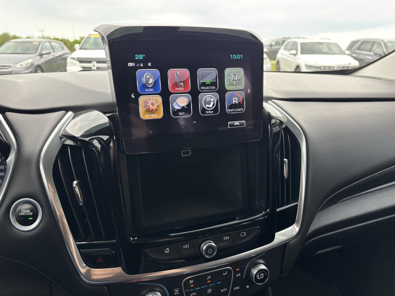 2019 Chevrolet Traverse LT Cloth AWD Photo