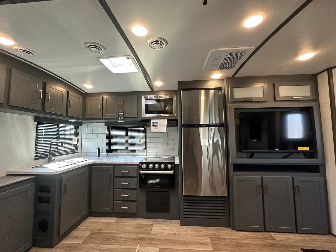 2023 Keystone RV Bullet 258RKS 