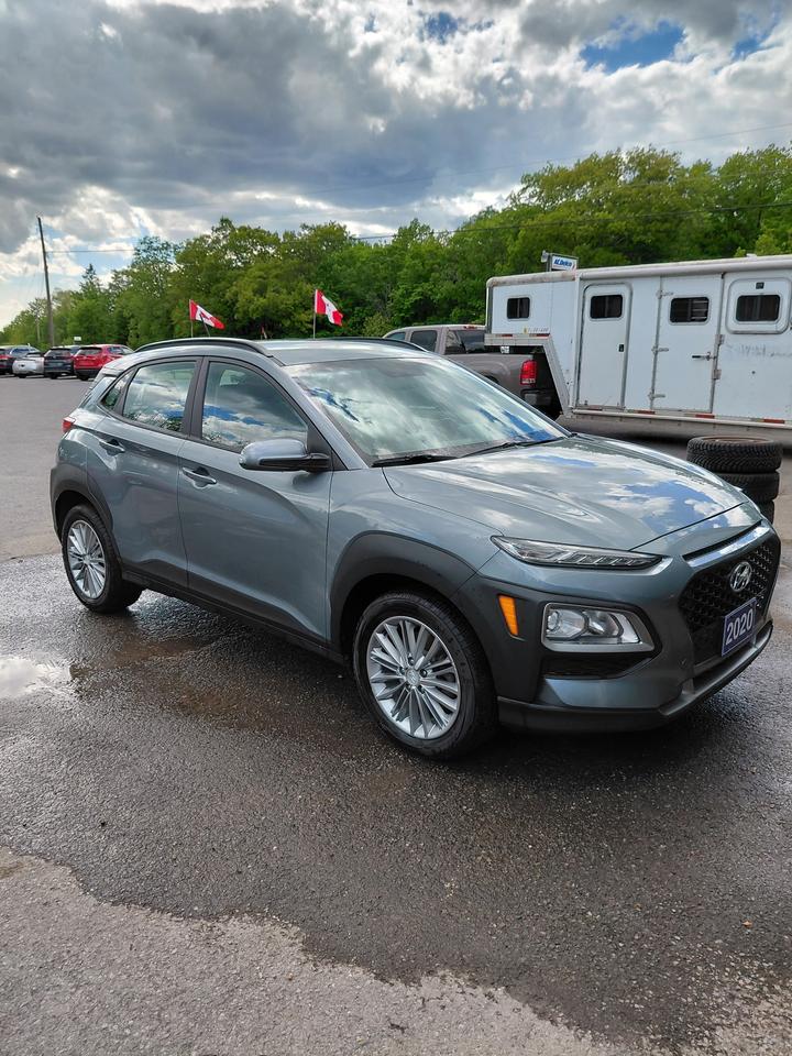 2020 Hyundai KONA Preferred Photo2