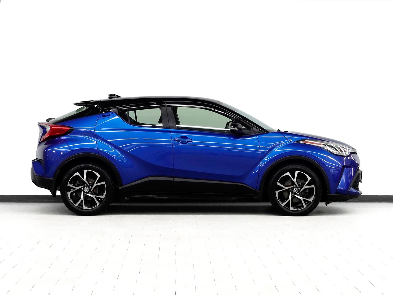 2022 Toyota C-HR XLE PREMIUM | BSM | ACC | Heated Seats | CarPlay Photo