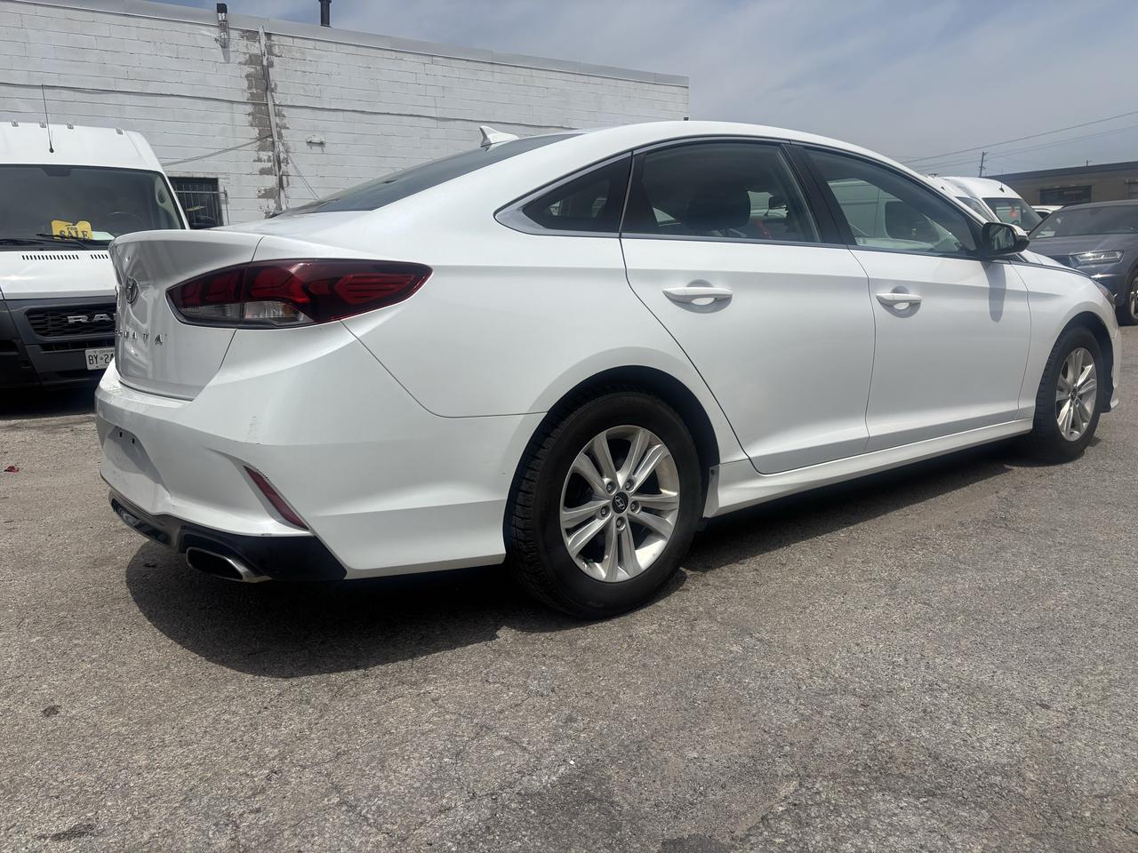 2018 Hyundai Sonata GL - Photo #6