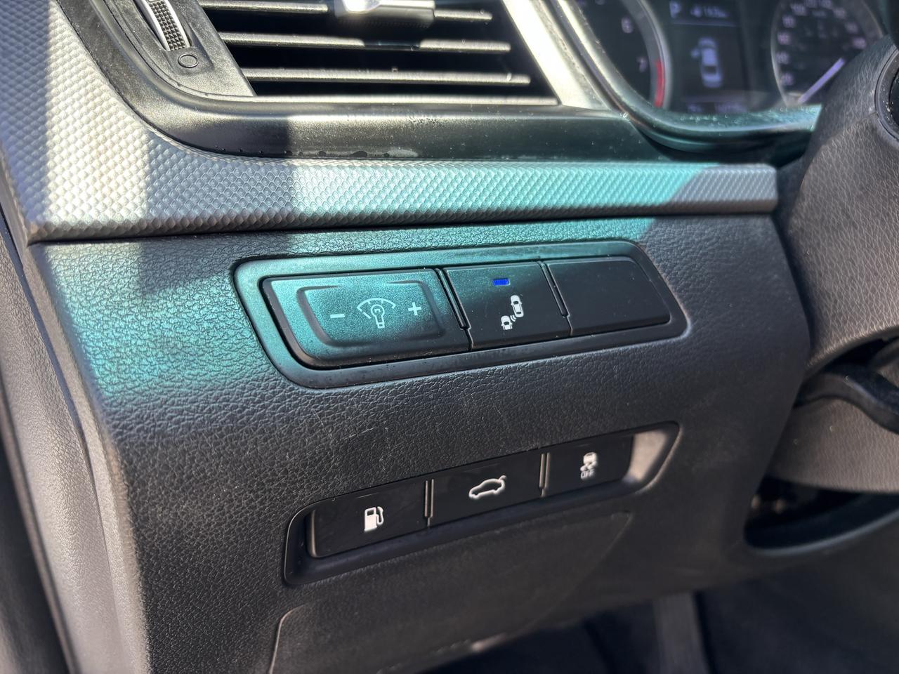 2018 Hyundai Sonata GL Photo