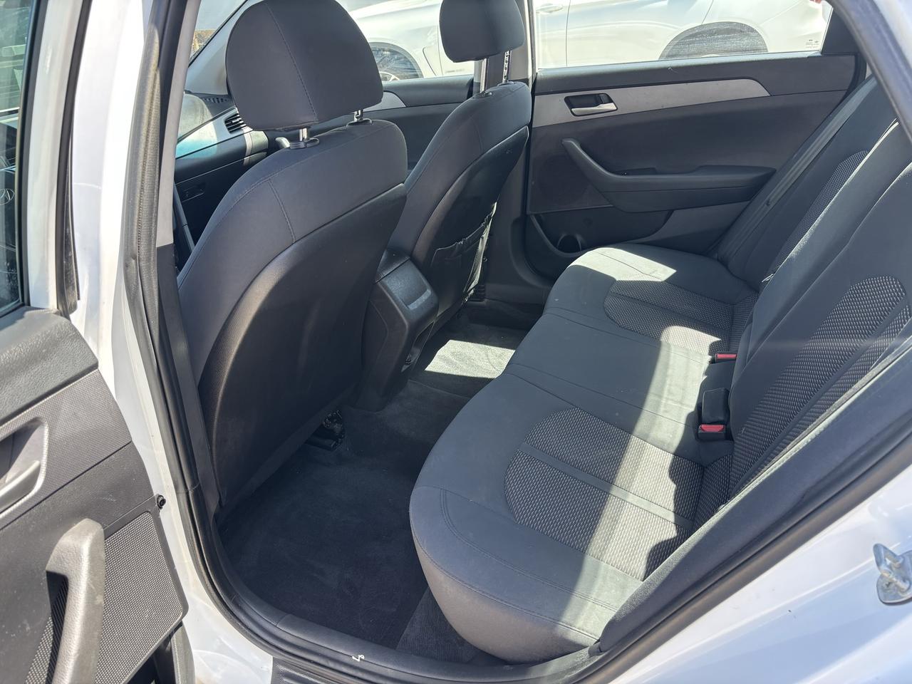 2018 Hyundai Sonata GL - Photo #7