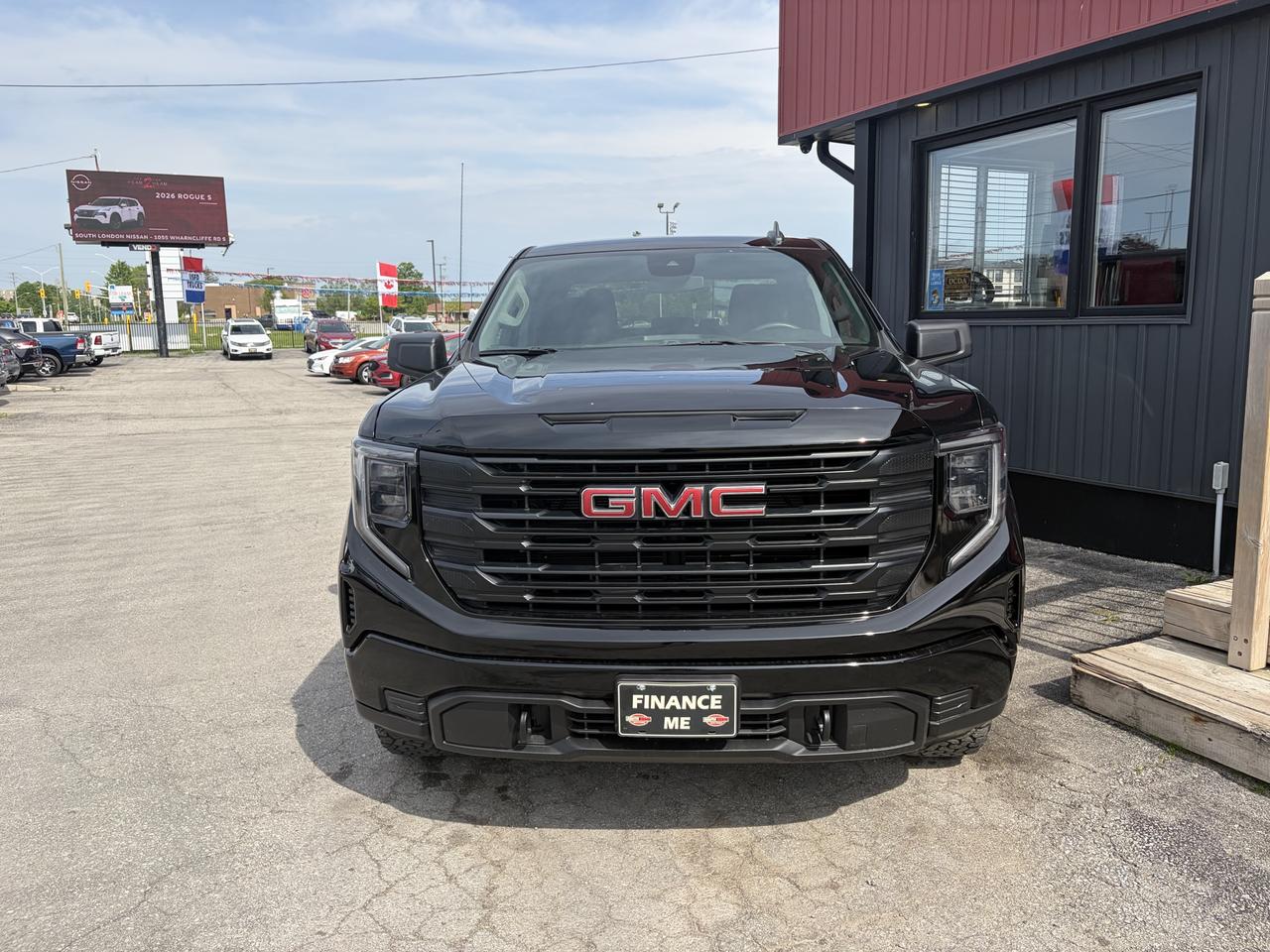 2023 GMC Sierra 1500 PRO Photo2