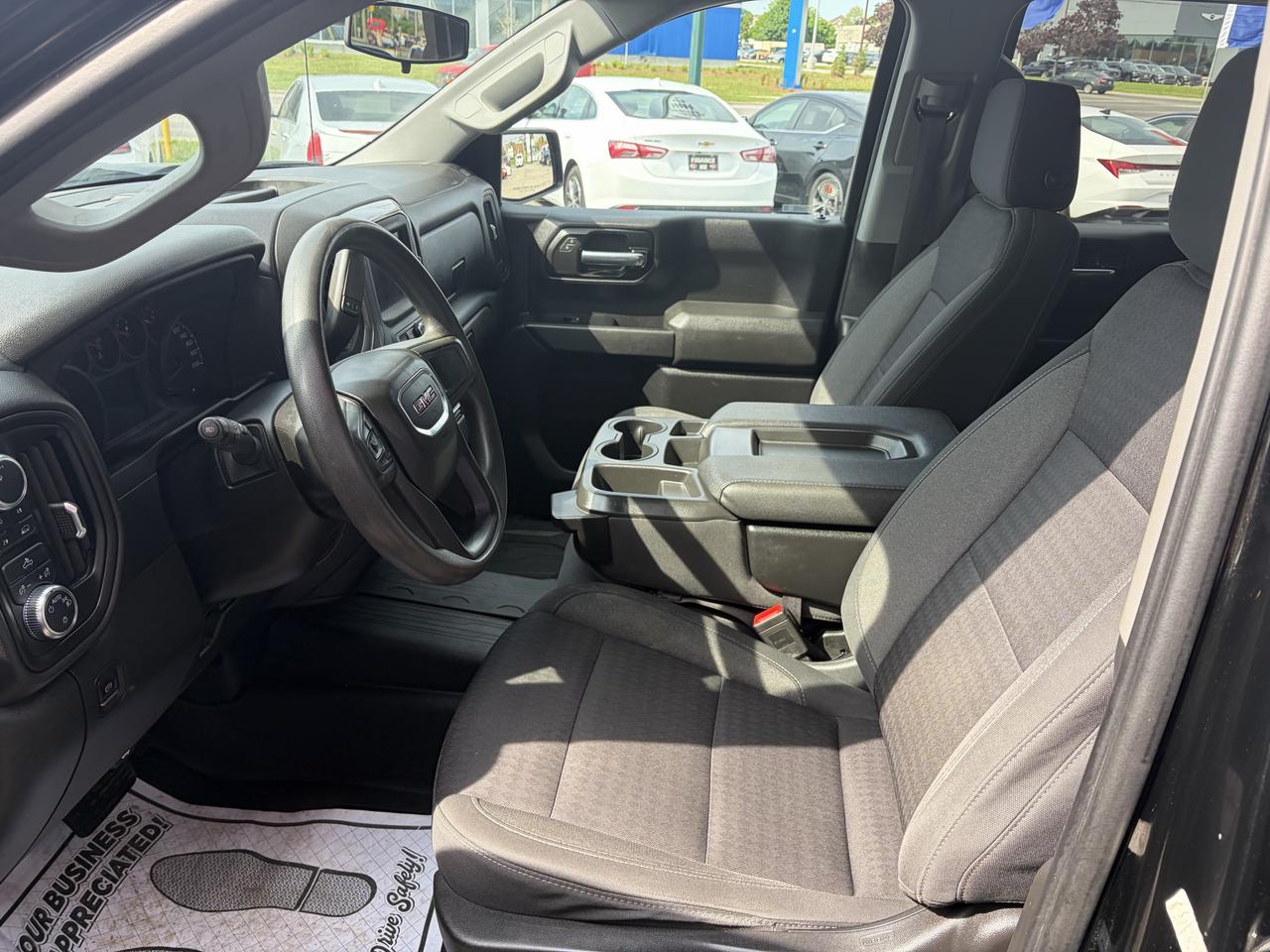 2023 GMC Sierra 1500 PRO Photo